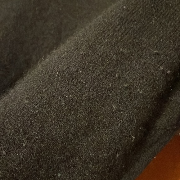 100% Cashmere Charter Club Black Crew Neck Sweater - Picture 5 of 5